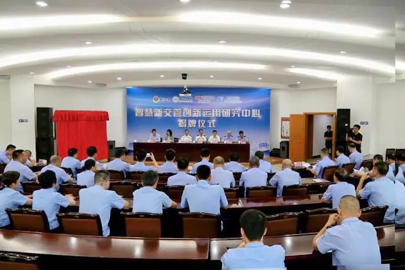 1560737383121909.jpg 640.webp (3).jpg